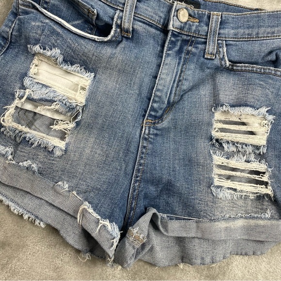 Bebe Classic Blue Distressed Ripped Jean Shorts Size 28 - Picture 2 of 9